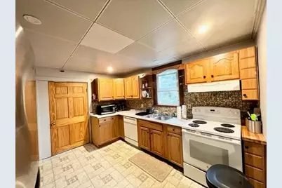 10 Hammond Street #B, Newport, RI 02840 - Photo 1