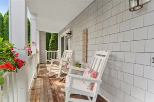 3 William St, Bristol, RI 02809 - Photo 2
