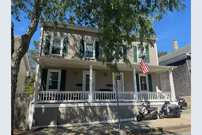 10 Hammond Street #B, Newport, RI 02840 - Photo 2