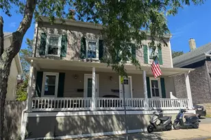 10 Hammond St, Newport, RI 02840 - Photo 2