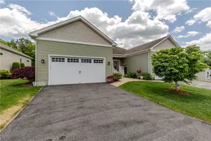 160 Allegra Ln, North Kingstown, RI 02852 - Photo 1
