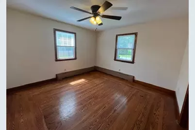 24 Garfield Avenue #West, Bristol, RI 02809 - Photo 4