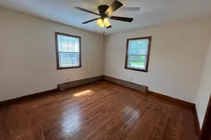 24 Garfield Ave, Bristol, RI 02809 - Photo 4