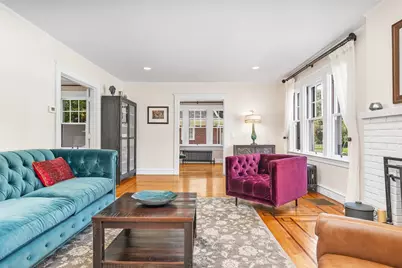 28 Kenilworth Way, Pawtucket, RI 02860 - Photo 4