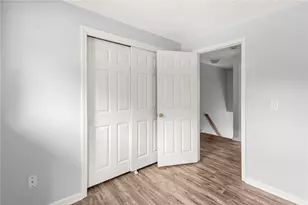 479 Providence St, Warwick, RI 02886 - Photo 24