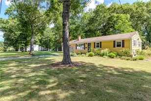 108 Elmwood Dr, North Kingstown, RI 02852 - Photo 28