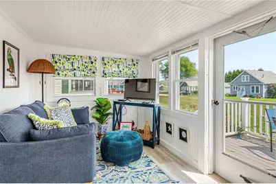 64 Burnside Avenue, Narragansett, RI 02882 - Photo 26