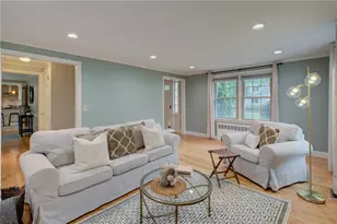 8 Lee Rd, Barrington, RI 02806 - Photo 16