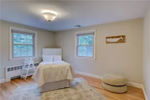 8 Lee Rd, Barrington, RI 02806 - Photo 32