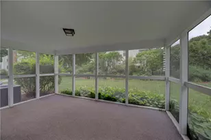 8 Lee Rd, Barrington, RI 02806 - Photo 18