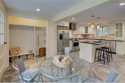 8 Lee Road, Barrington, RI 02806 - Photo 6