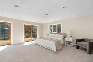 30 Dutchess Dr, Cranston, RI 02920 - Photo 26