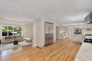 30 Dutchess Dr, Cranston, RI 02920 - Photo 22