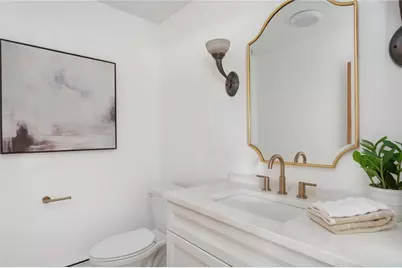 30 Dutchess Drive, Cranston, RI 02920 - Photo 4