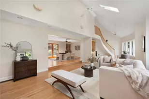 30 Dutchess Dr, Cranston, RI 02920 - Photo 6