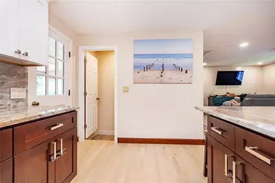 41 Mount View Avenue, North Kingstown, RI 02852 - Photo 32