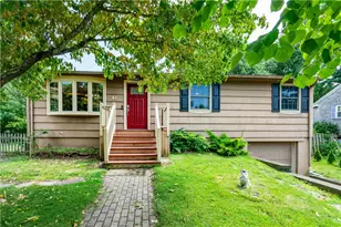 41 Mt View Ave, North Kingstown, RI 02852 - Photo 1