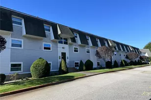 354 S Pier Rd, Narragansett, RI 02882 - Photo 2