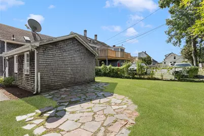 75 Tilden Avenue, Newport, RI 02840 - Photo 30