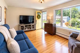 20 New York Ave, Cumberland, RI 02864 - Photo 4