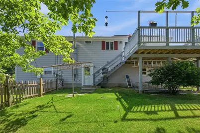 18 Continental Drive, Middletown, RI 02842 - Photo 28