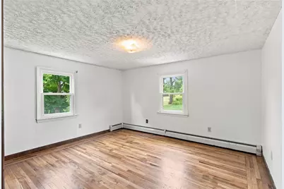 18 Continental Drive, Middletown, RI 02842 - Photo 38
