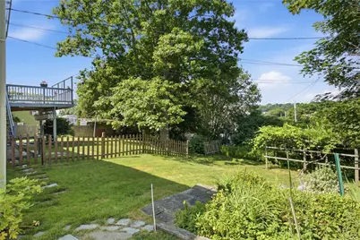 18 Continental Drive, Middletown, RI 02842 - Photo 26