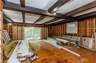 381 Angell Rd, Lincoln, RI 02865 - Photo 8