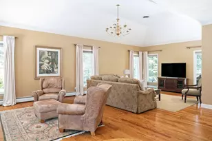 1 Mulberry Ct, East Greenwich, RI 02818 - Photo 6