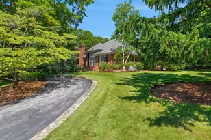 1 Mulberry Ct, East Greenwich, RI 02818 - Photo 2