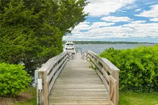 125 Corys Ln, Portsmouth, RI 02871 - Photo 36