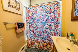 37 6th Ave, Woonsocket, RI 02895 - Photo 10