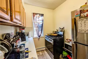 37 6th Ave, Woonsocket, RI 02895 - Photo 24