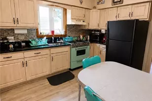 816 Plainfield St, Providence, RI 02909 - Photo 4