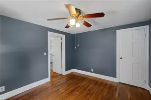 39 Wollaston St, Cranston, RI 02910 - Photo 22
