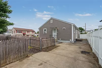 19 Poirier Street, Pawtucket, RI 02861 - Photo 4
