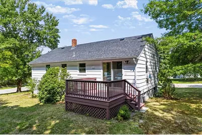 614 Bound Road, Woonsocket, RI 02895 - Photo 6
