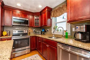 315 Crompton Rd, East Greenwich, RI 02818 - Photo 14
