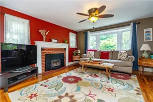 315 Crompton Rd, East Greenwich, RI 02818 - Photo 8