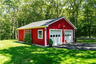 315 Crompton Rd, East Greenwich, RI 02818 - Photo 4