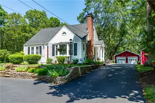 315 Crompton Rd, East Greenwich, RI 02818 - Photo 2