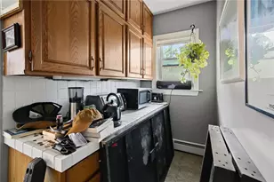 574 Smith St, Providence, RI 02919 - Photo 16