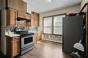 574 Smith St, Providence, RI 02919 - Photo 10