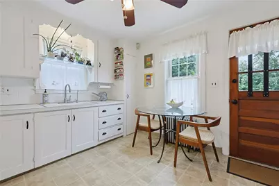 213 Unit Street, Providence, RI 02909 - Photo 10