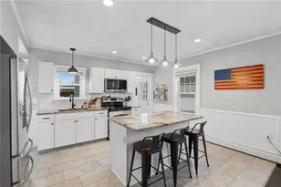 55 Friendly Rd, Cranston, RI 02910 - Photo 14