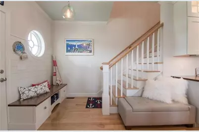 10 Julia Court, Middletown, RI 02842 - Photo 6