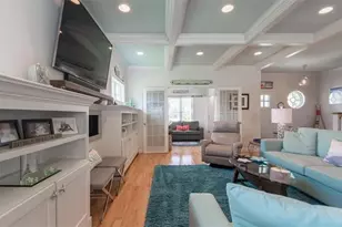 10 Julia Ct, Middletown, RI 02842 - Photo 8
