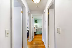 60 Allen Ave, Cranston, RI 02910 - Photo 12