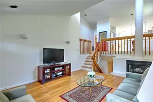 101 Cardinal Dr, North Kingstown, RI 02852 - Photo 4