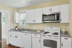 84 Glen Ave, Cranston, RI 02905 - Photo 16